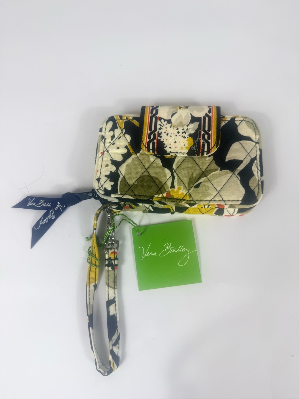 Vera Bradley Quilted Wristlet Wallet W/Strap Dogwood Retired